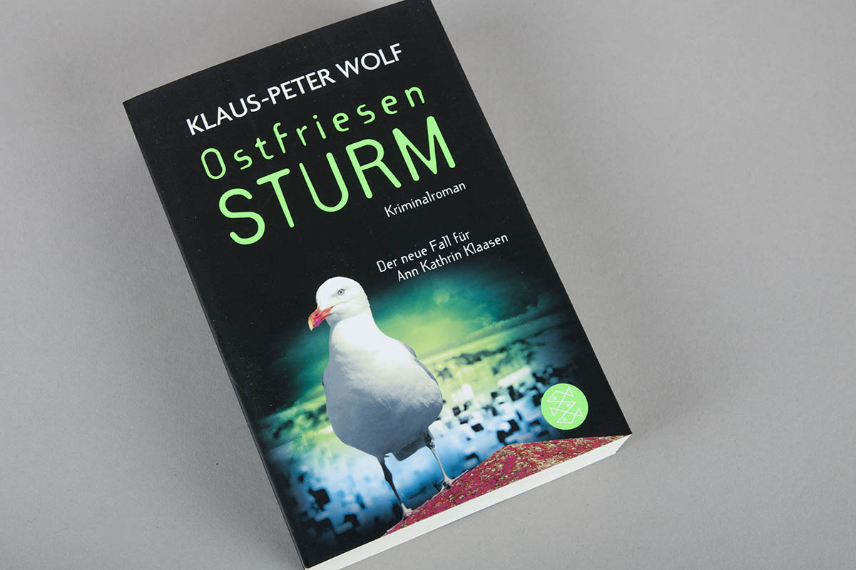 Buchtipp: „Ostfriesensturm“ von Klaus-Peter Wolf