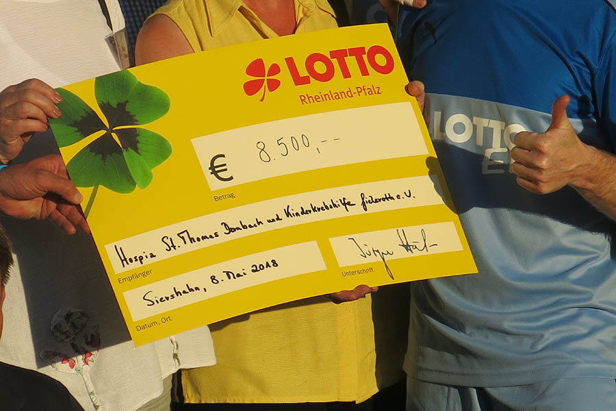 Lotto-Elf erspielt 8.500 Euro fr soziale Zwecke 