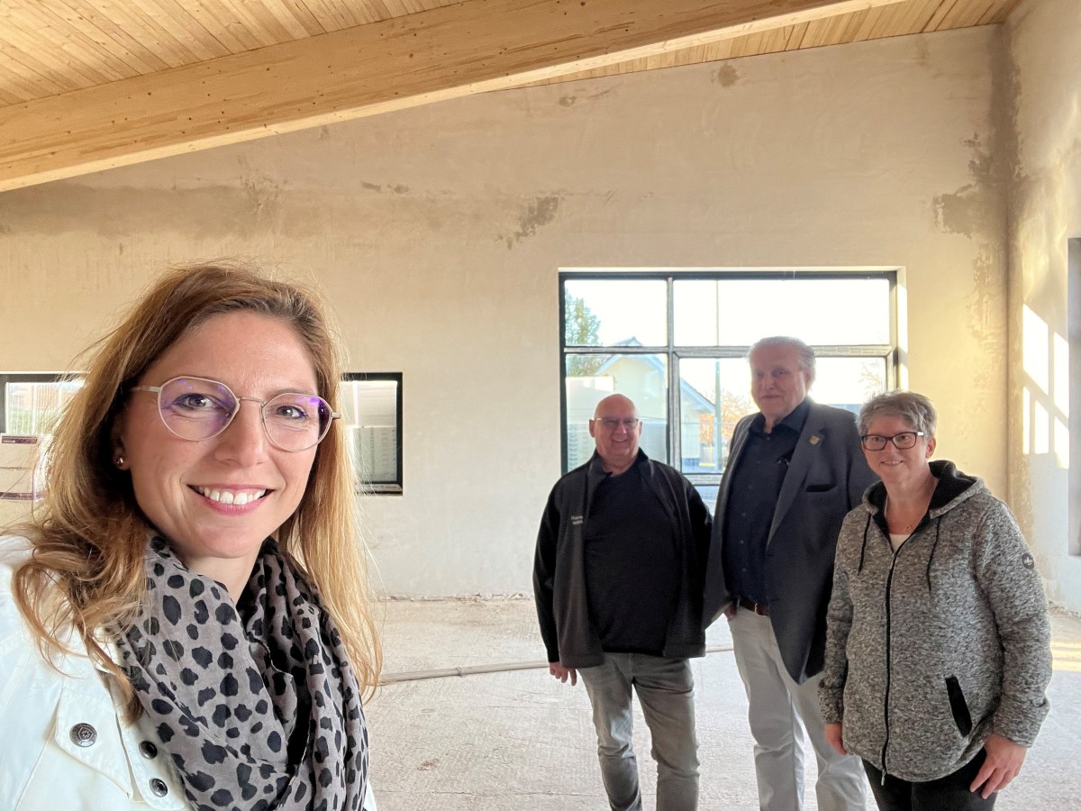 Auf ihrer diesjhrigen Drfertour machte die SPD-Landtagsabgeordnete Sabine Btzing-Lichtenthler Halt in der Ortsgemeinde Weitefeld. (Foto: Wahlkreisbro)