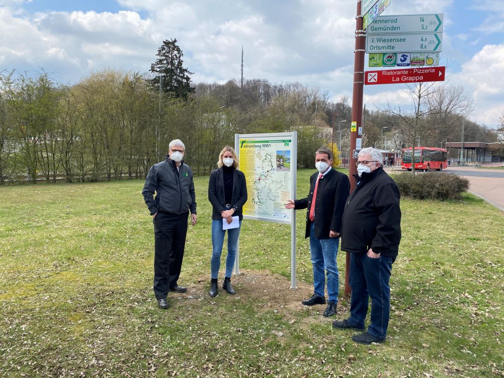 Von links: Stephan Krempel, Maja Bttner, Achim Schwickert, Christoph Hoopmann. Foto: Westerwald Touristik-Service