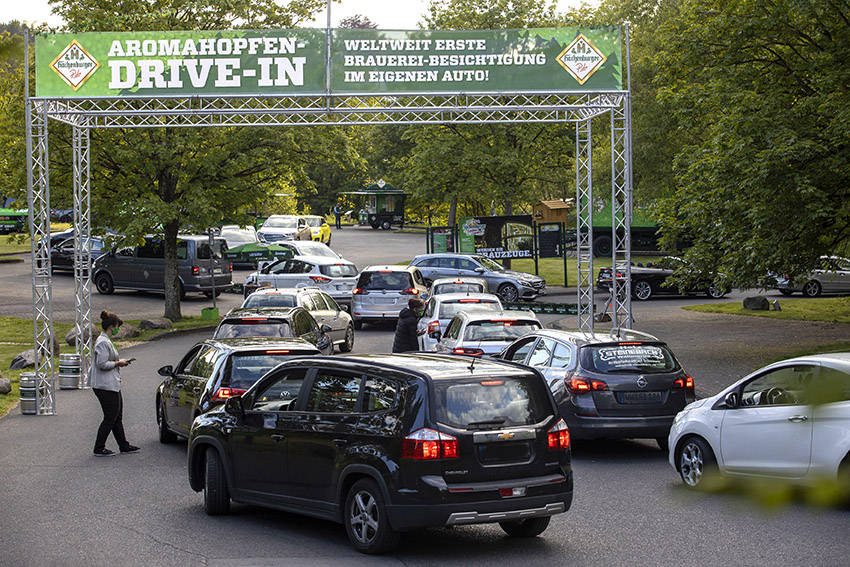 Westerwald-Brauerei - Weltweit erste Brauerei-Besichtigung im Auto  