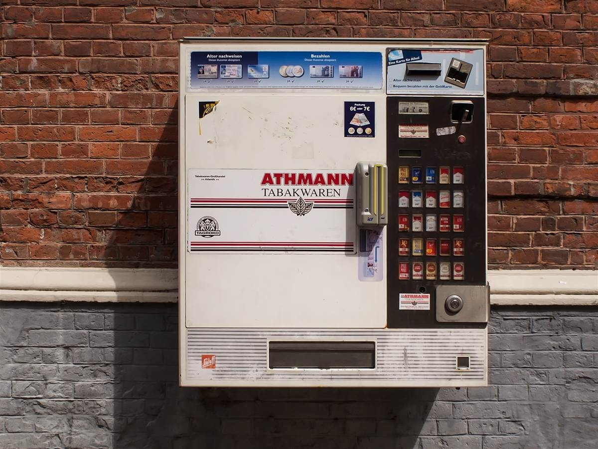 Gescheiterte Diebe in Mudersbach: Ist der Zigarettenautomat zu stark, bist du zu schwach
