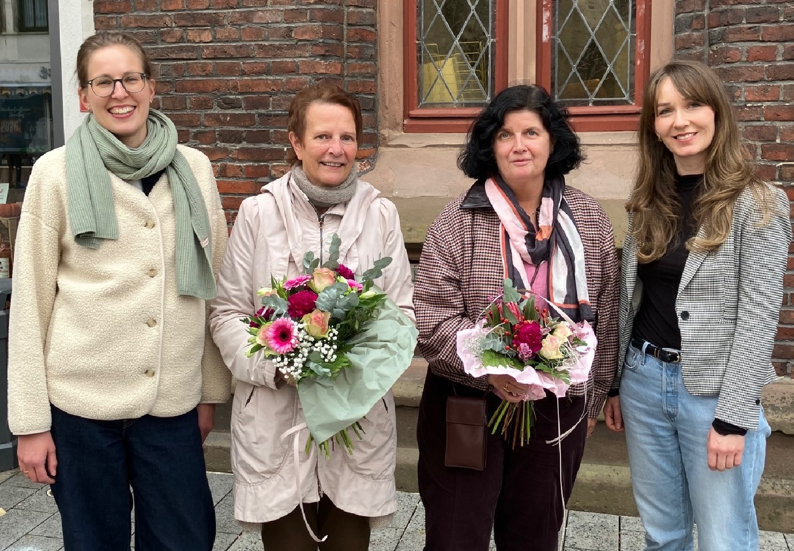 Die Nachfolge ist gesichert (v.l.): Esther Otterbach, Brigitte Kazmarek-Lang, Heike Hartkorn und Leonie Fasel. (Quelle: donum vitae Rhein-Lahn-Westerwald)