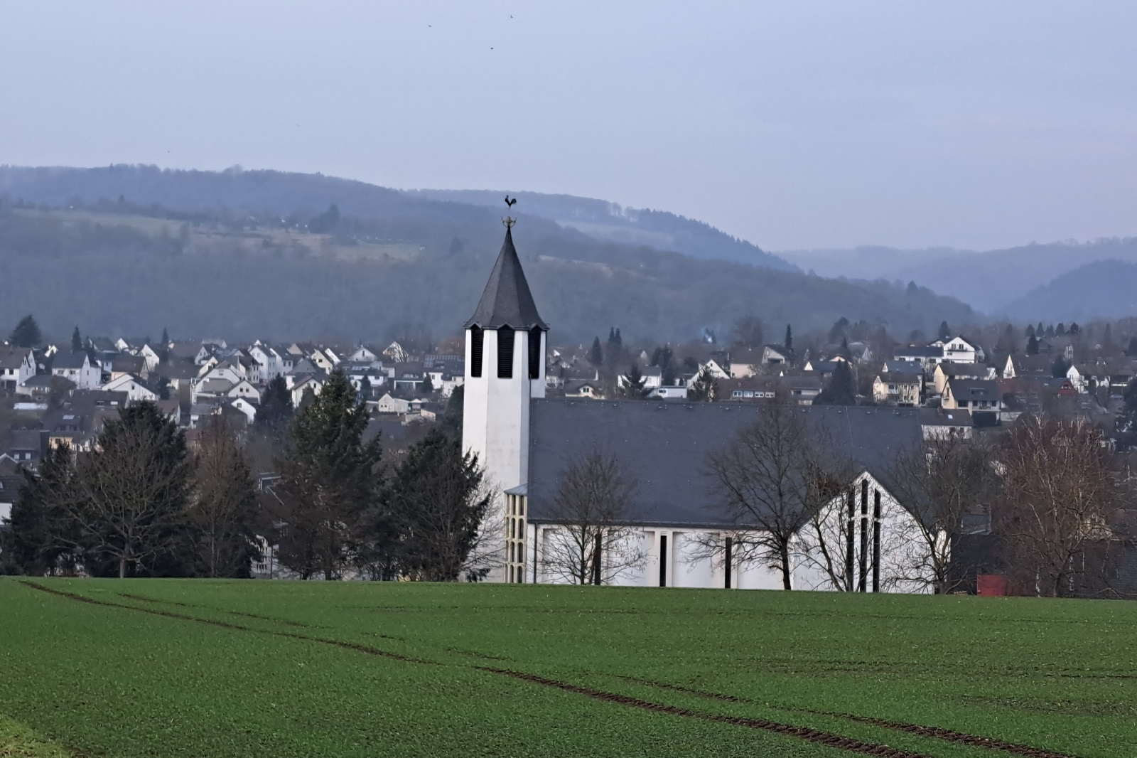 Die Bonifatiuskirche in Neuwied-Niederbieber. (Foto: S. Hachemer)