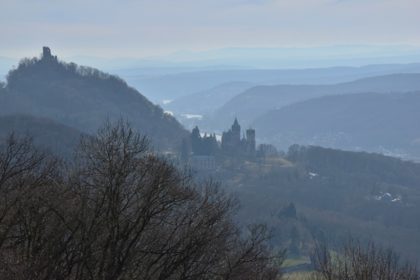 Blick auf die Drachenburg. (Foto: Immo Vollmer)