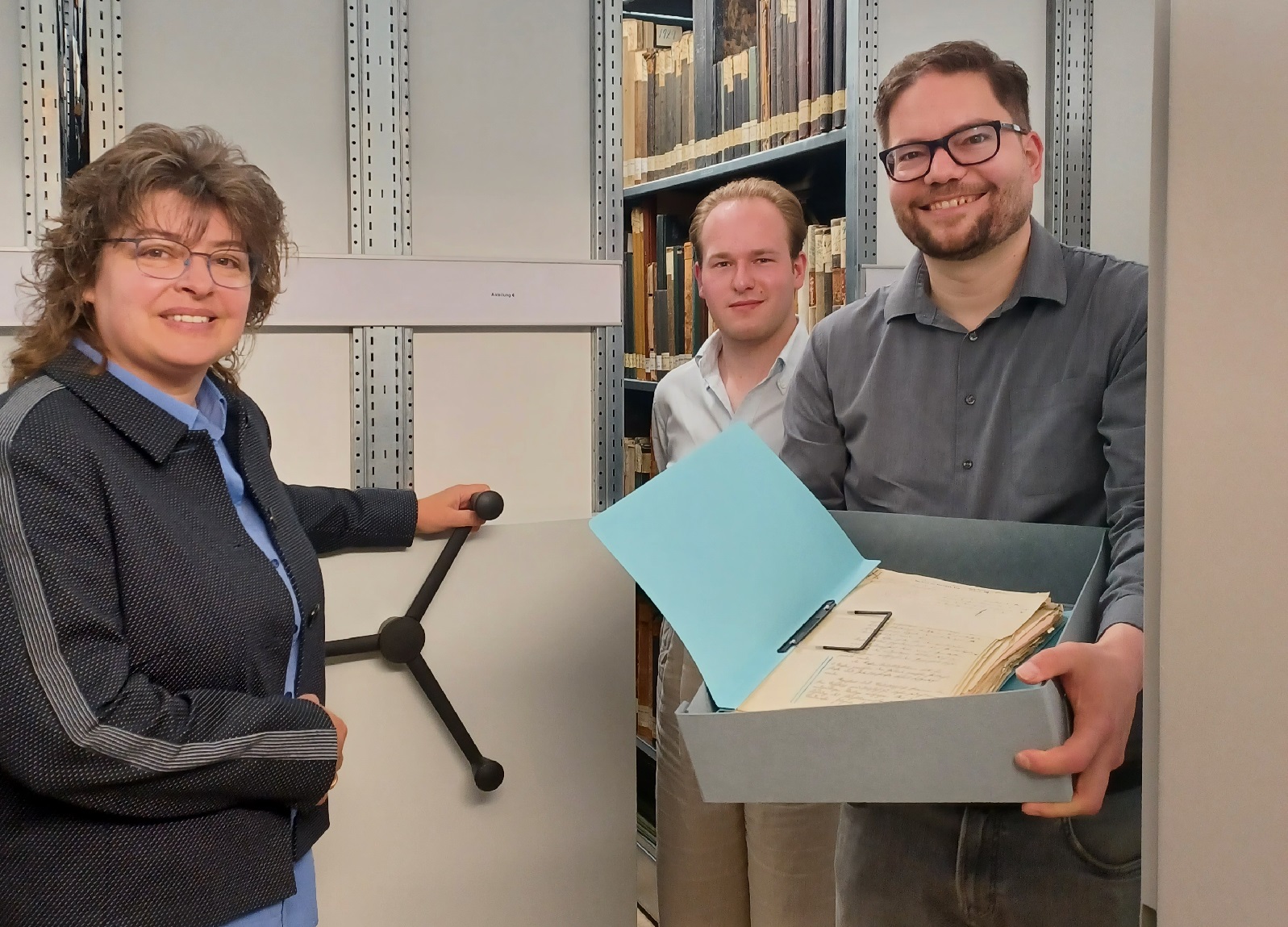 V.l.: Stadtb�rgermeisterin Melanie Leicher, FSJ